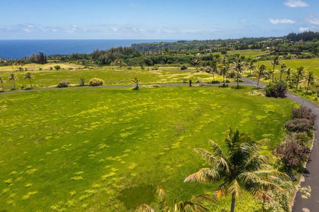 a view of an ocean view