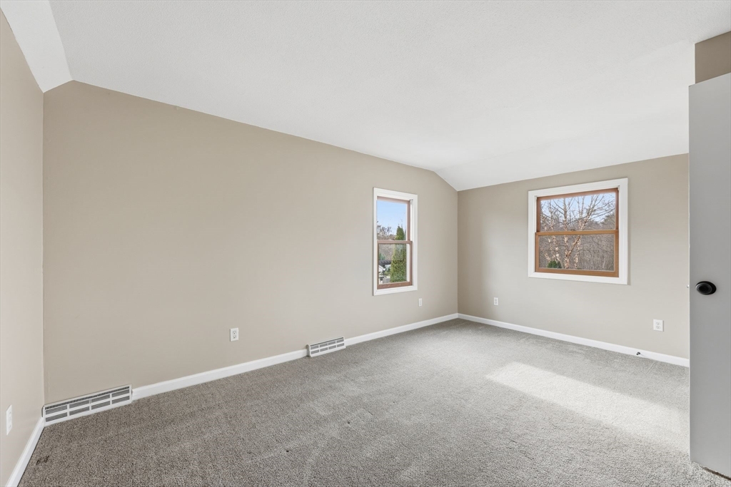 10 Woodcrest Road Springfield, MA 01129 - Photo 19 of 26 an empty room with windows