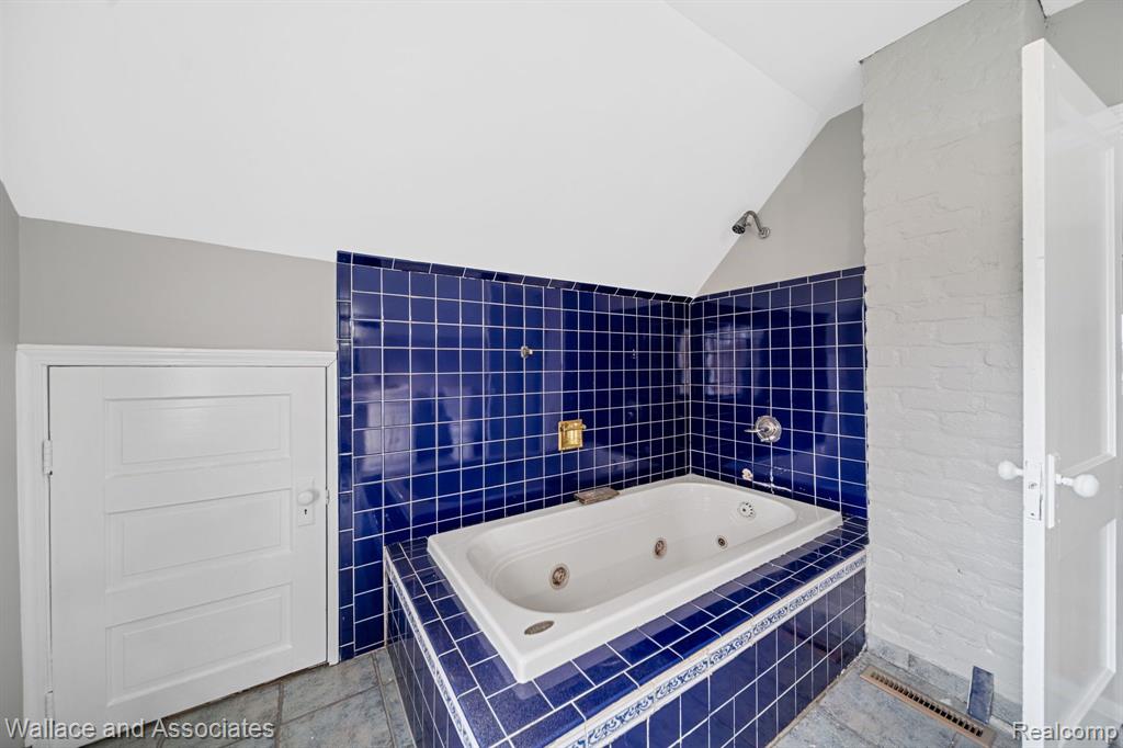 7308 Lakeshore Road Lexington, MI 48450 - Photo 33 of 35