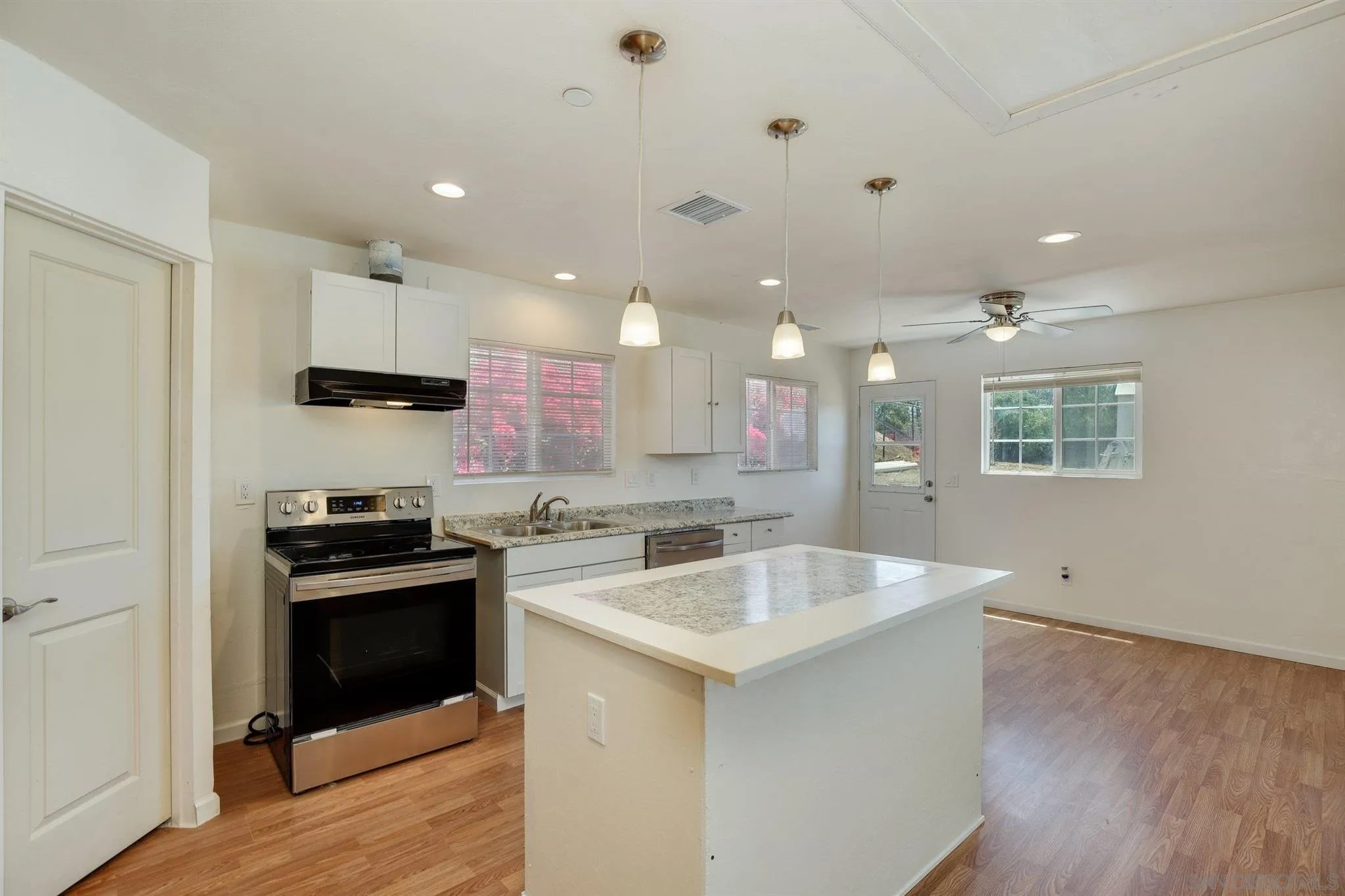 31210 Rivoli Road Valley Center, CA 92082 - Photo 46 of 62