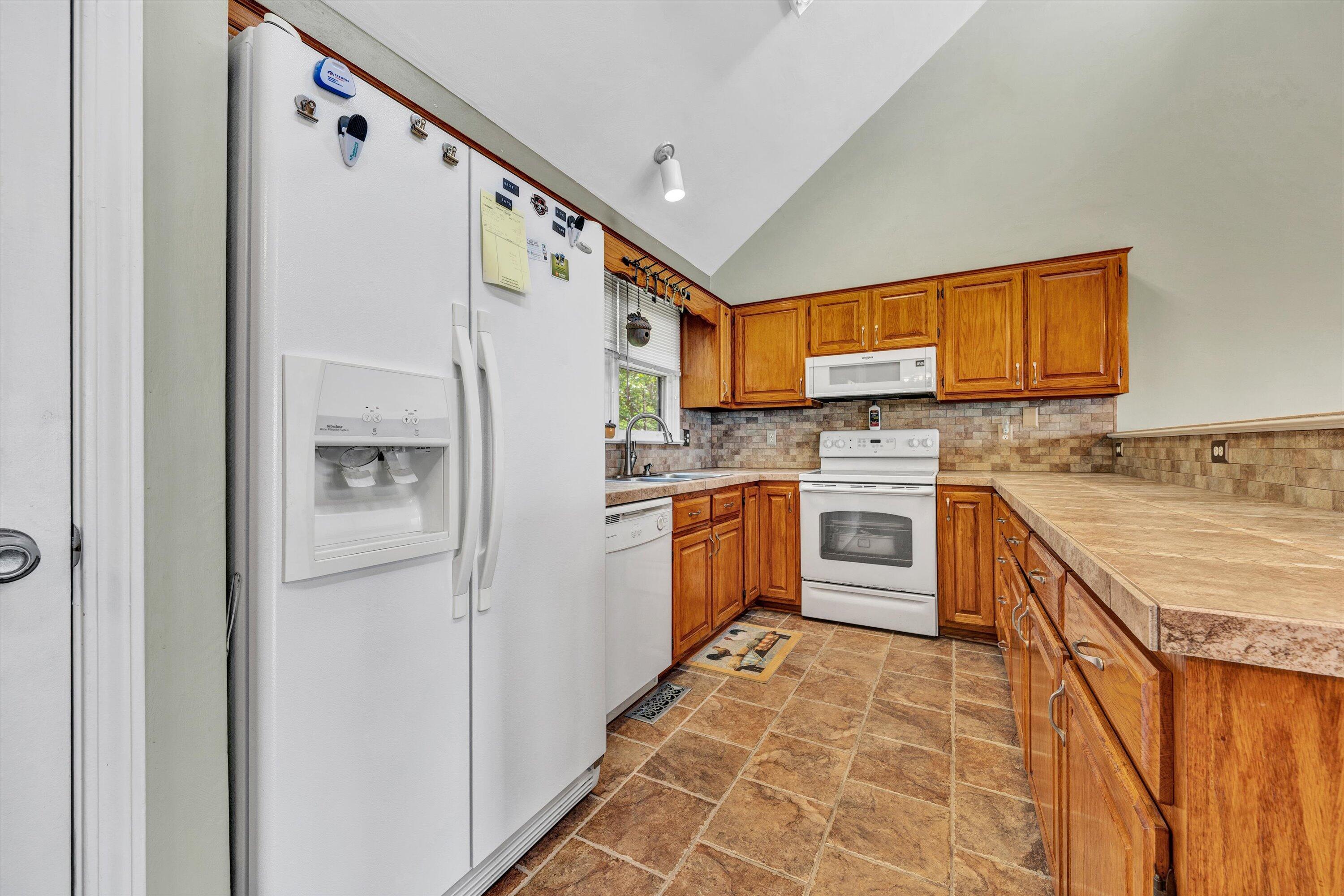 2525 Timberview Road Roanoke, VA 24019 - Photo 12 of 53 08-DSC08241