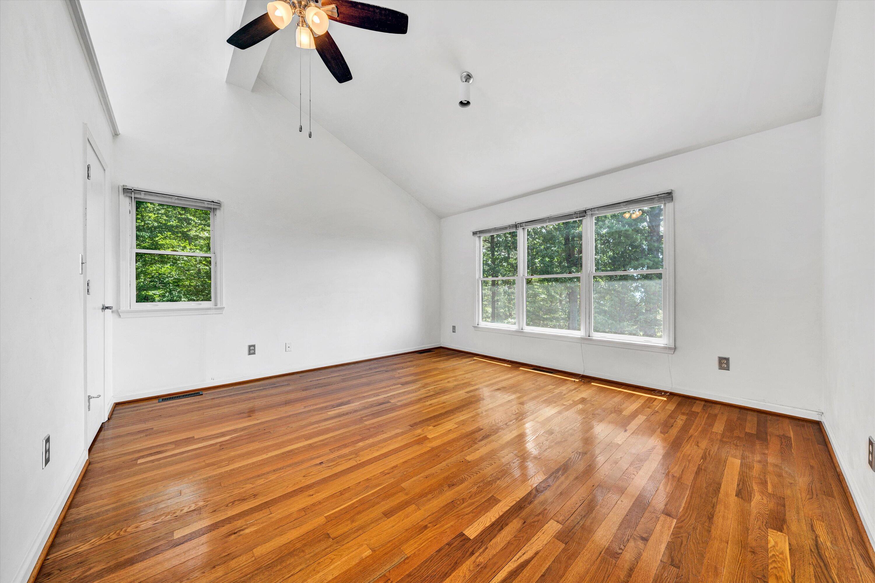 2525 Timberview Road Roanoke, VA 24019 - Photo 14 of 53 10-DSC08247