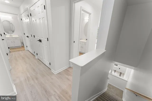 $459,900 | 42261 Terrazzo Terrace, Chantilly, VA 20152