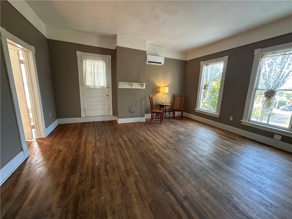 1610 Union Street, Unit A Brunswick, GA 31520 - Photo 3 of 9