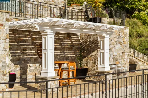 $5,998,000 | 298 Barrington Lane, Alamo, CA 94507