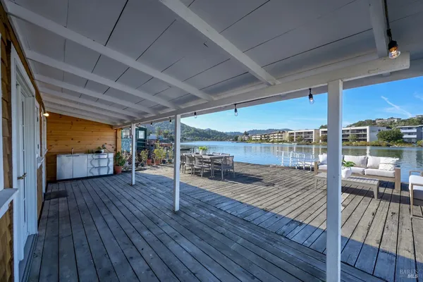 $850,000 | 24 Boardwalk One, Larkspur, CA 94939