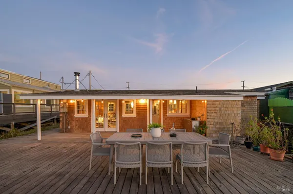 $850,000 | 24 Boardwalk One, Larkspur, CA 94939