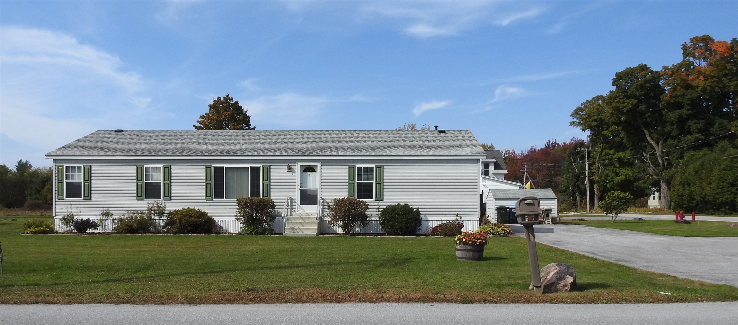 2 Middle Road Swanton, VT 05488 - Photo 1 of 29 Gallery Image 1