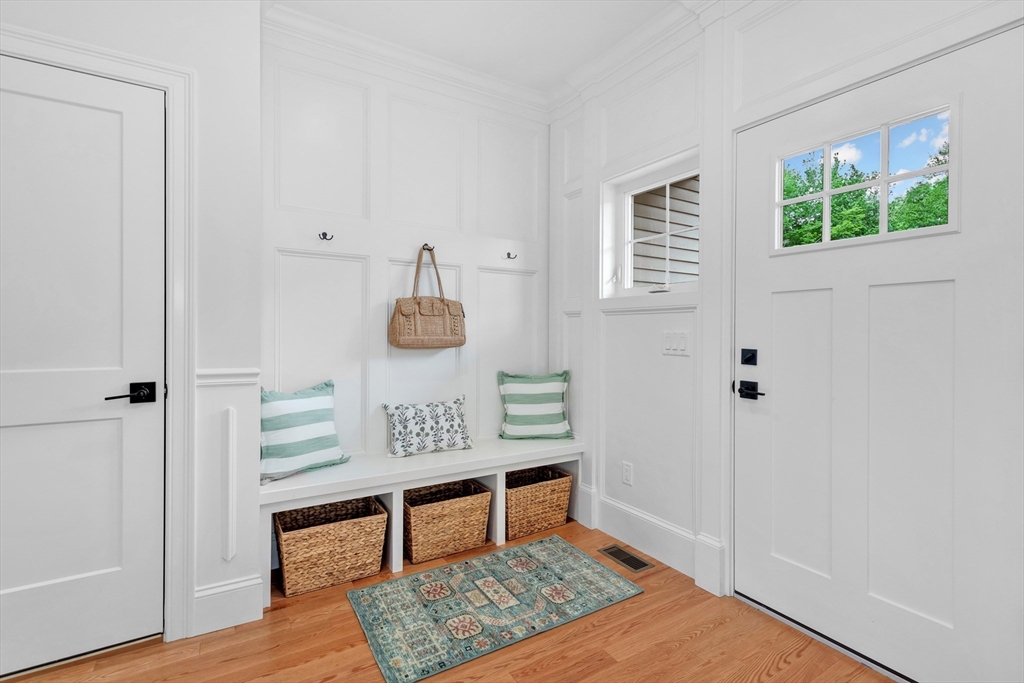 4 Weber Farm Road, Unit 4 Wrentham, MA 02093 - Photo 3 of 42