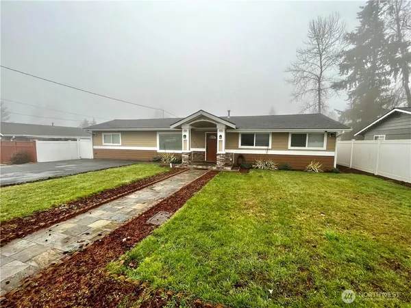 $3,300 | 16836 123rd Avenue Southeast, Renton, WA 98058