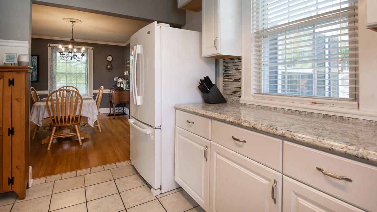 1105 Highland Road Salem, VA 24153 - Photo 12 of 37 untitled-12