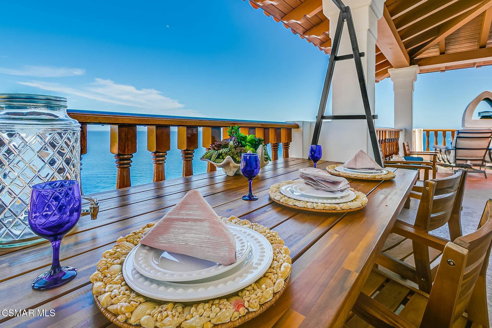 75 Gaviota Avalon, CA 90704 - Photo 14 of 49 a view of a dining room with furniture