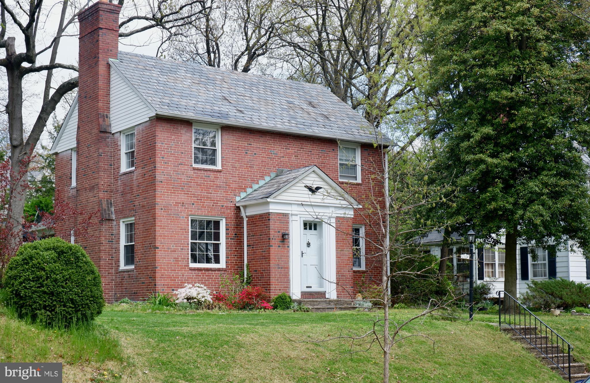 1304 Southview Road Baltimore, MD 21218 - Photo 2 of 30 An Original Northwood Beauty!