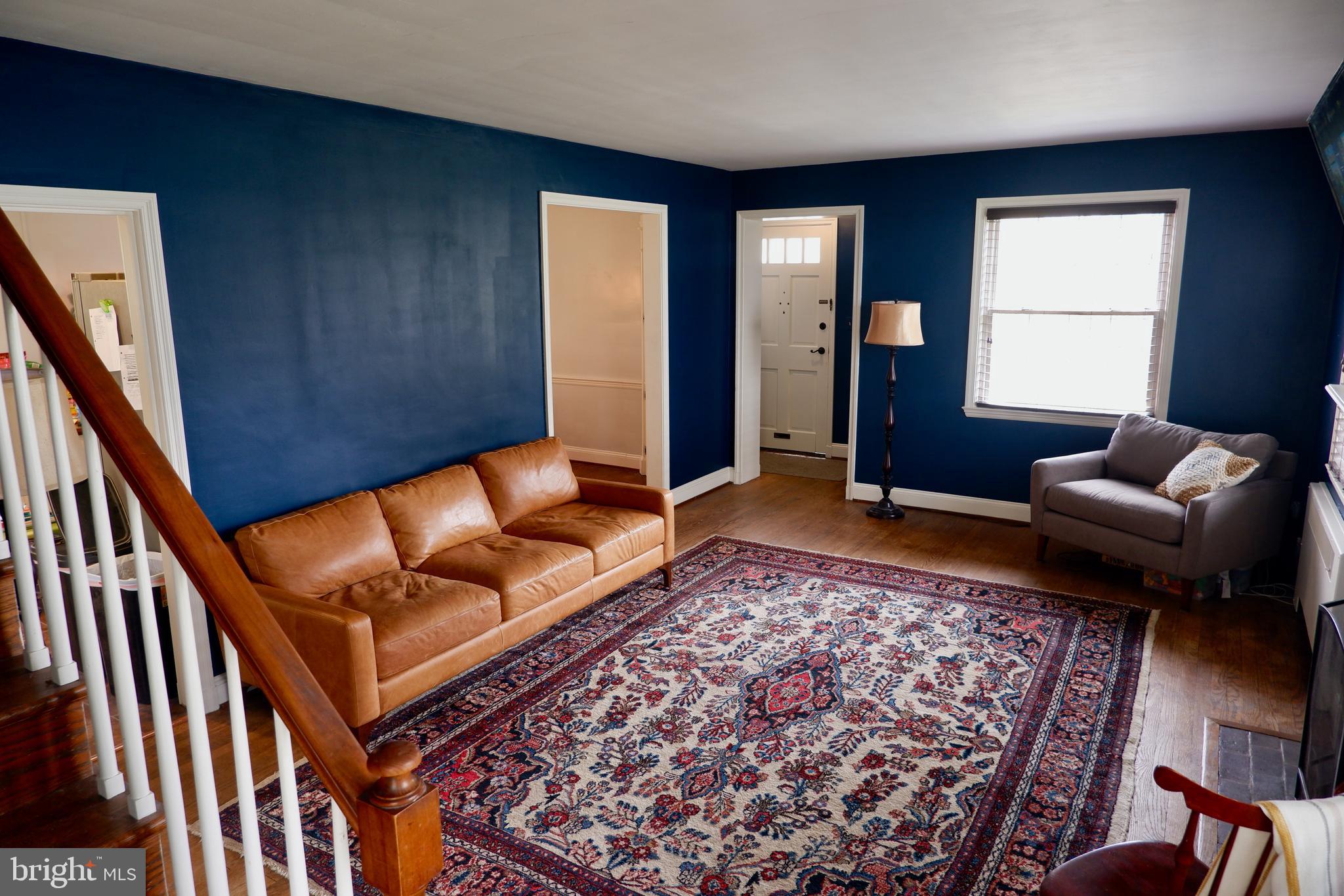 1304 Southview Road Baltimore, MD 21218 - Photo 6 of 30 HW stairs as well