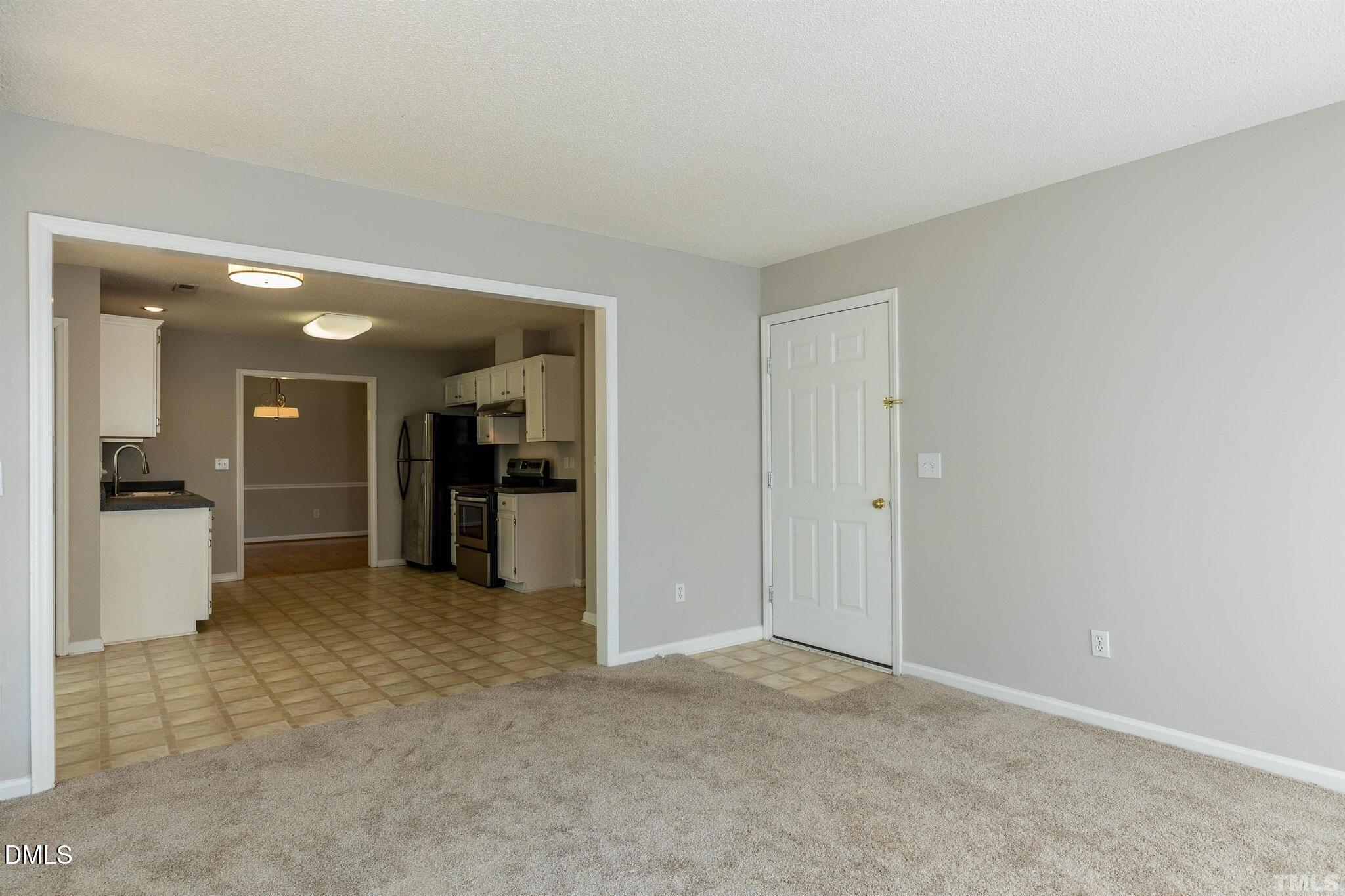 112 Kronos Lane Cary, NC 27513 - Photo 11 of 28 112-kronos-ln-cary-nc-10