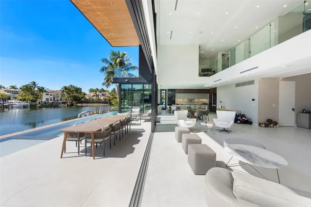 $50,000 | 1102 Washington Street, Hollywood, FL 33019