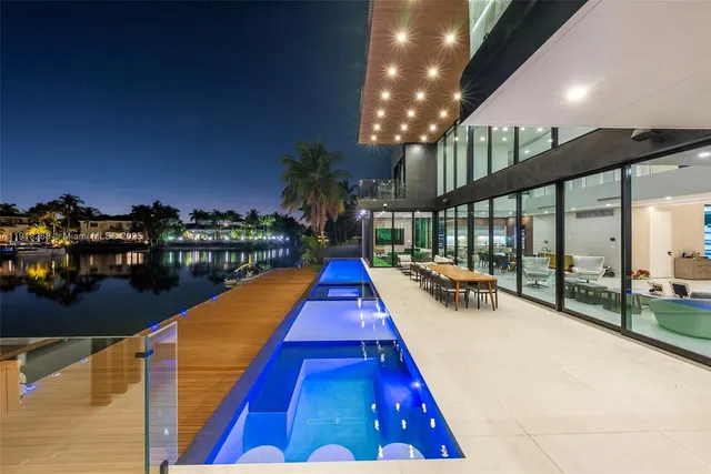 $50,000 | 1102 Washington Street, Hollywood, FL 33019