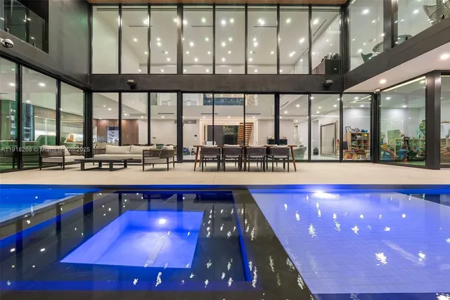 $50,000 | 1102 Washington Street, Hollywood, FL 33019