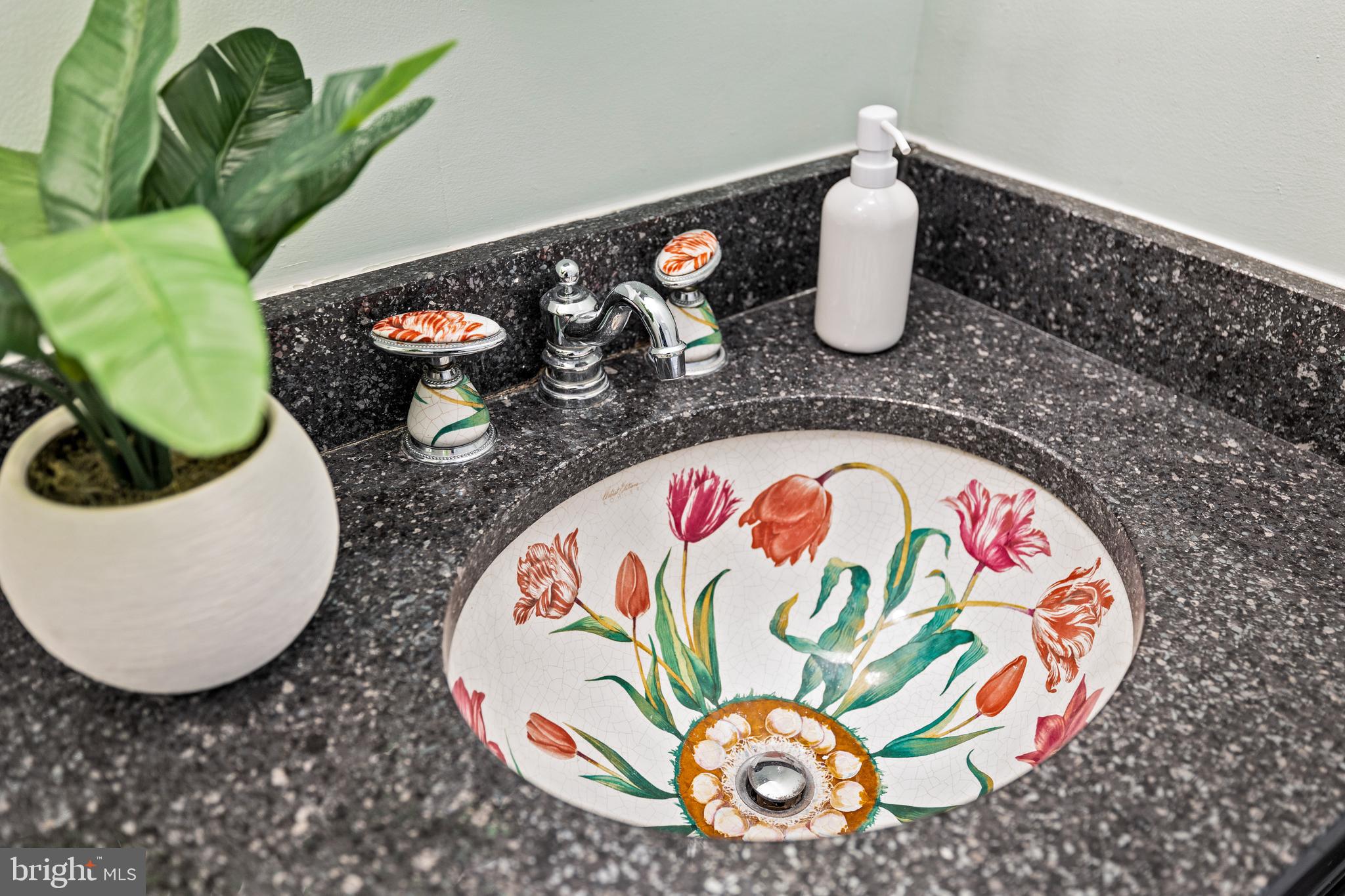 4401 Roland Avenue, Unit 415 Baltimore, MD 21210 - Photo 32 of 48