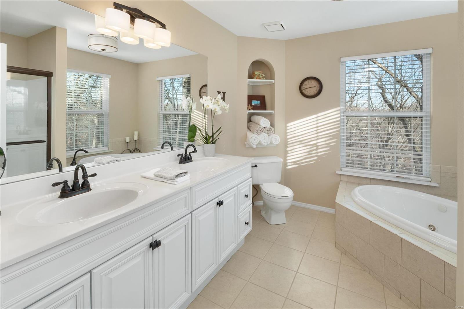 736 Arbor Ridge Court Ballwin, MO 63021 - Photo 27 of 57 Gallery Image 27