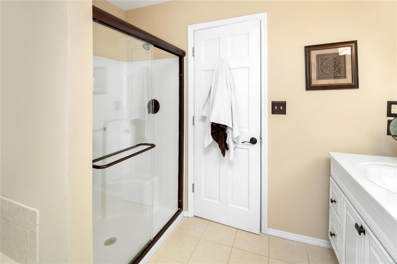 736 Arbor Ridge Court Ballwin, MO 63021 - Photo 29 of 57 Gallery Image 29