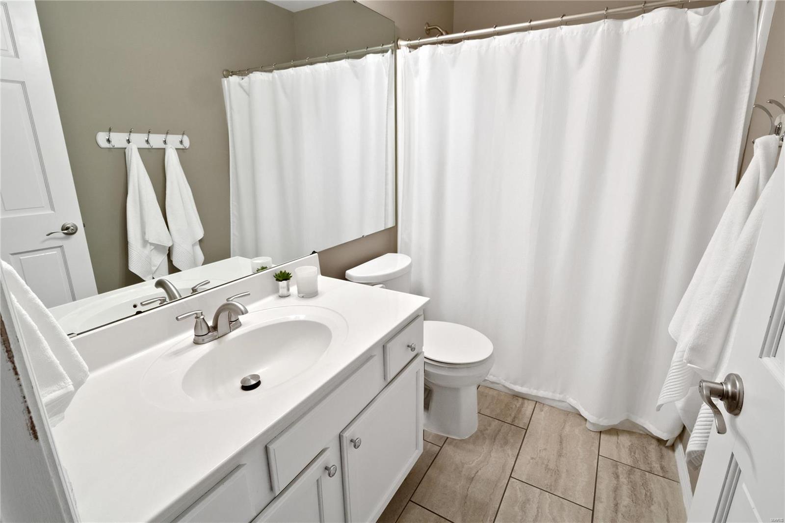 736 Arbor Ridge Court Ballwin, MO 63021 - Photo 34 of 57 Gallery Image 34