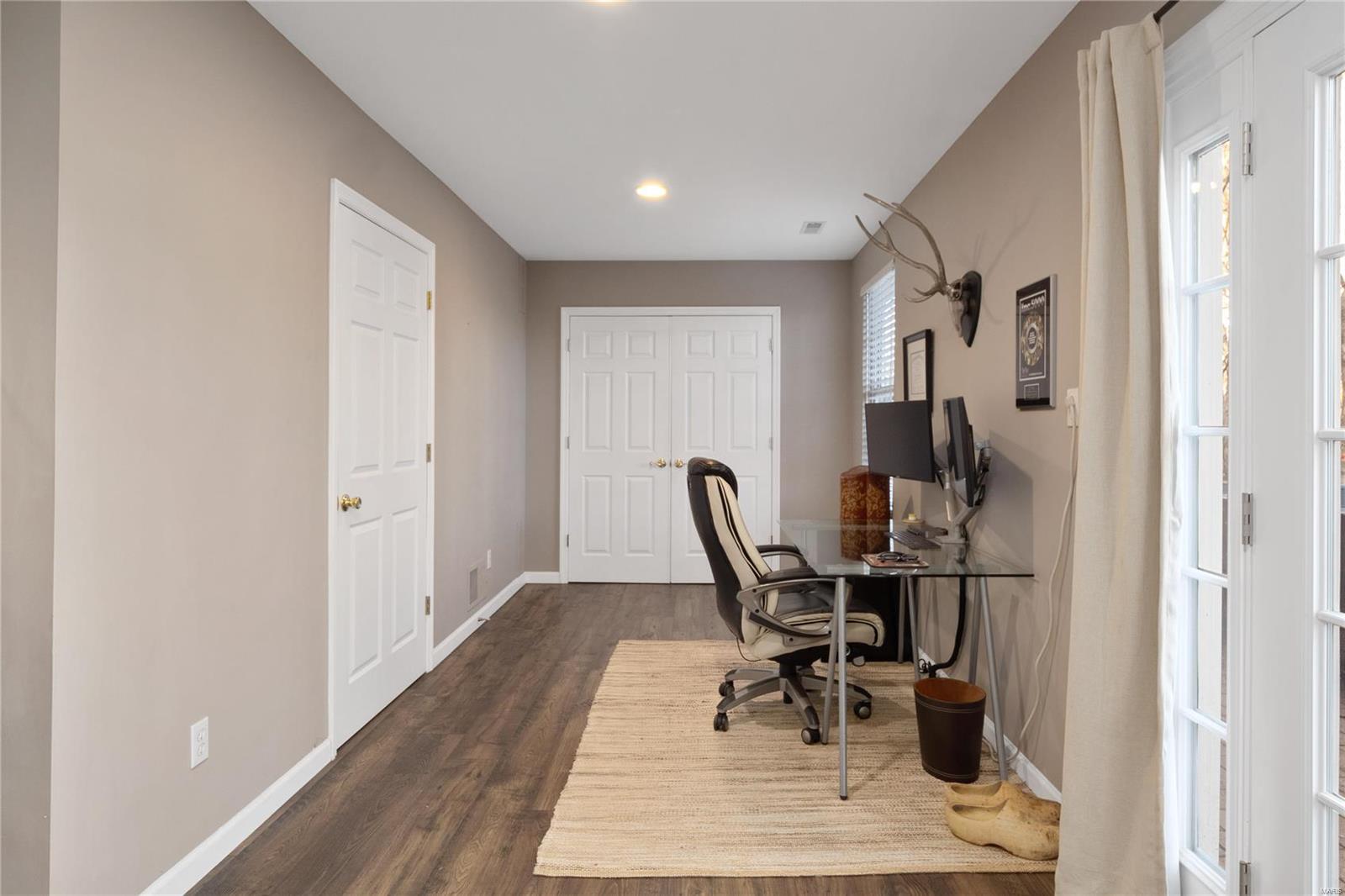 736 Arbor Ridge Court Ballwin, MO 63021 - Photo 41 of 57 Gallery Image 41