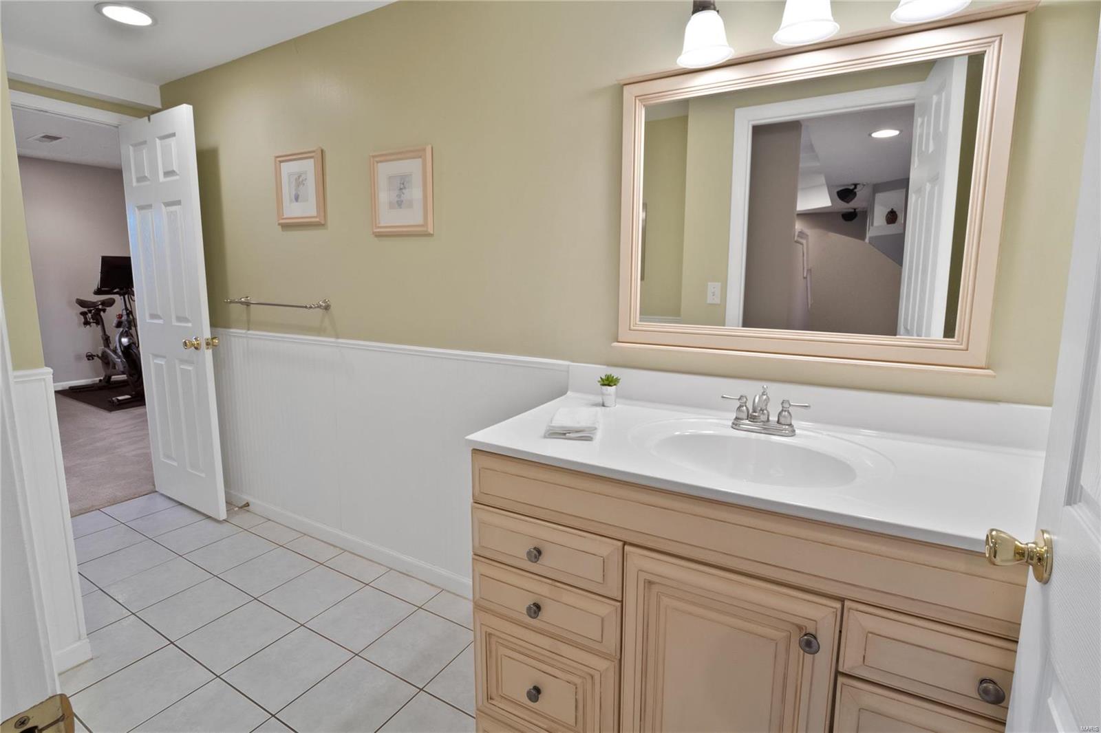 736 Arbor Ridge Court Ballwin, MO 63021 - Photo 46 of 57 Gallery Image 46