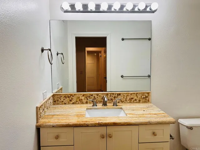 $4,800 | 4587 Cove Drive, Carlsbad, CA 92008