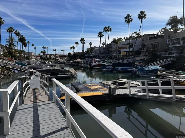 $4,800 | 4587 Cove Drive, Carlsbad, CA 92008