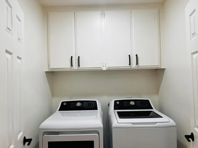 $4,800 | 4587 Cove Drive, Carlsbad, CA 92008