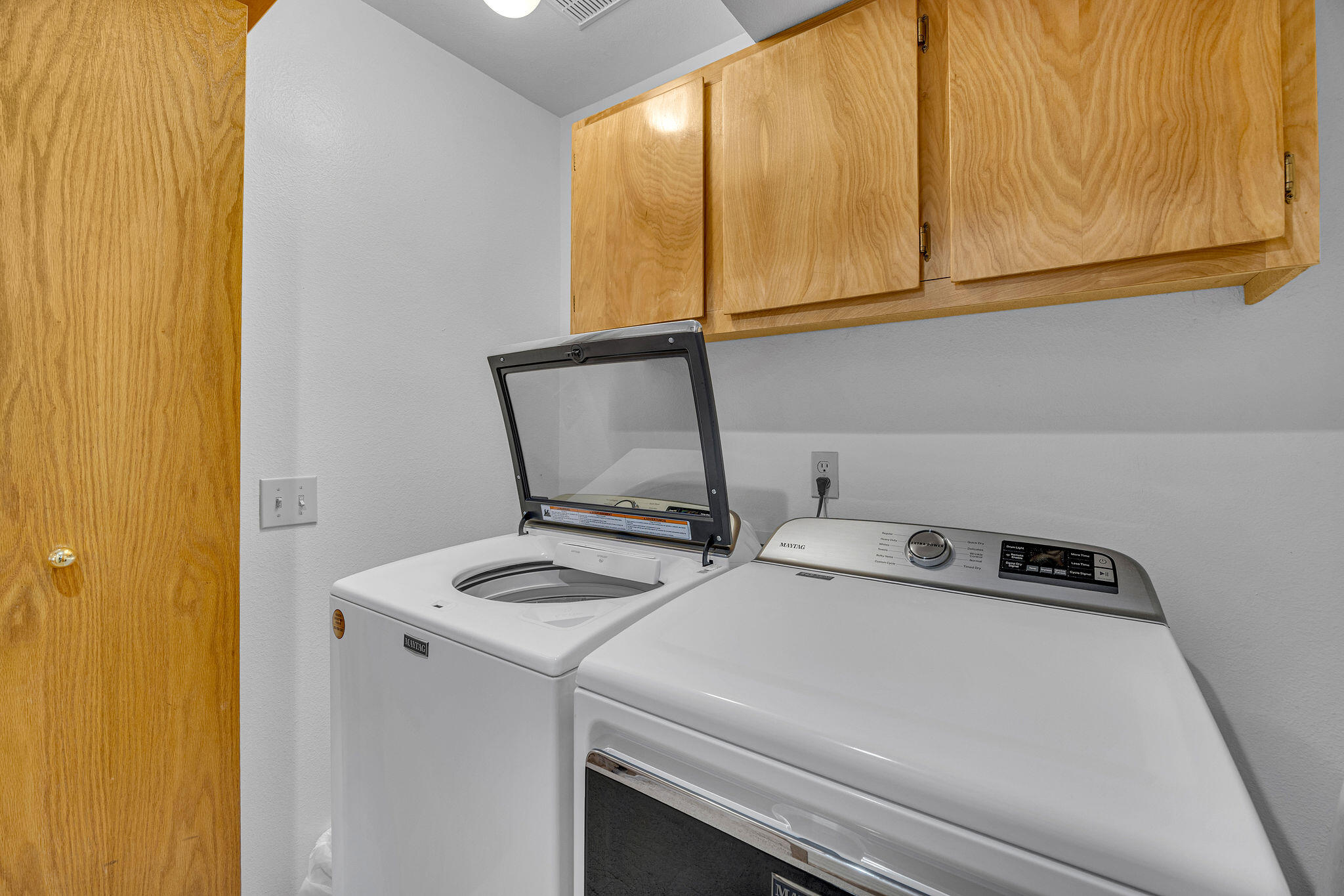 58035 Kinglet Road, Unit 16 Bend, OR 97707 - Photo 40 of 53