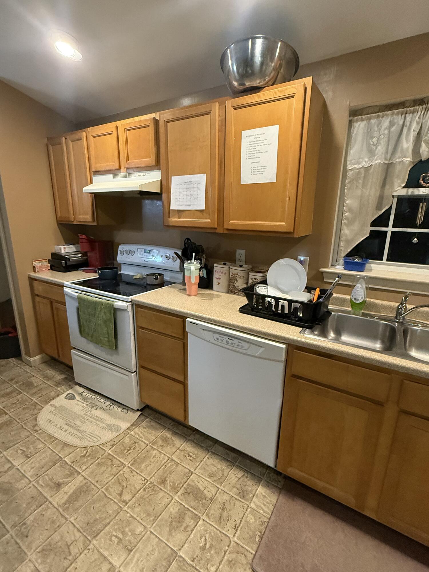 107 Railroad Avenue Springvale, ME 04083 - Photo 6 of 16 Kitchen 1