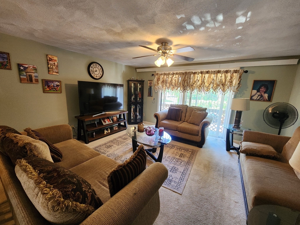 510 High Street Clinton, MA 01510 - Photo 6 of 20
