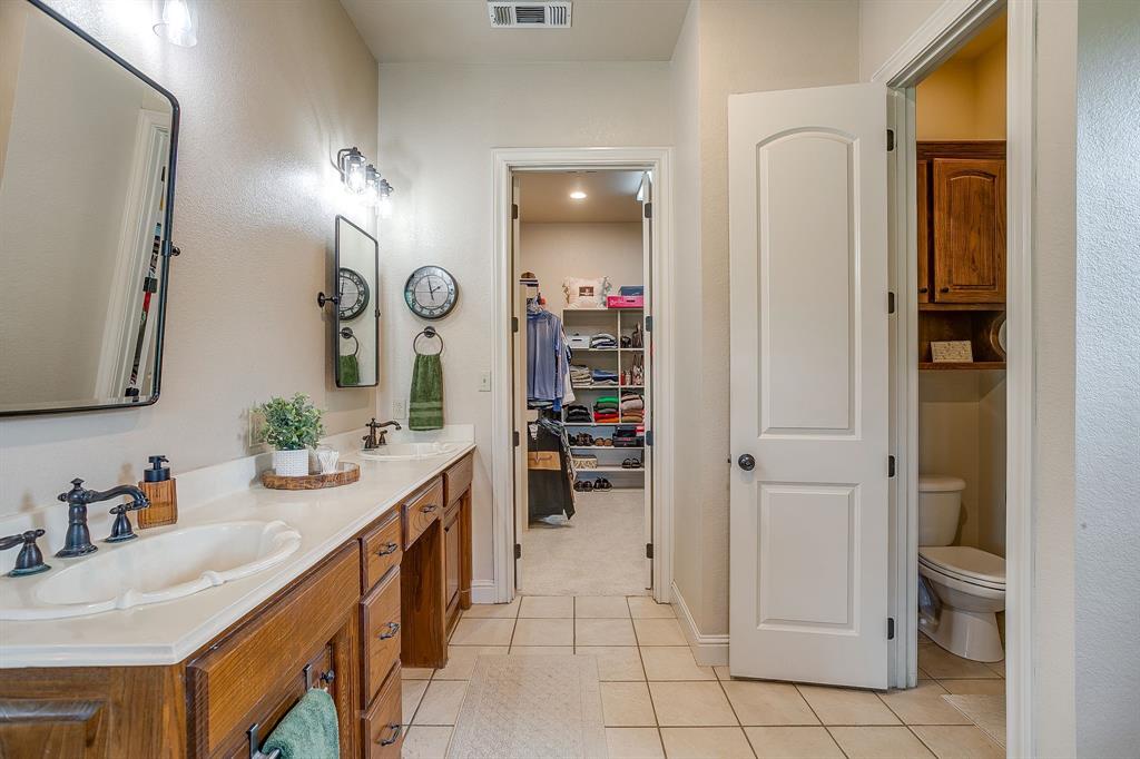 1144 Boling Ranch North Road Azle, TX 76020 - Photo 17 of 40 Gallery Image 17