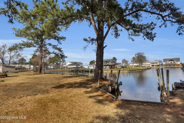 $340,000 | 211 D Drive, Chocowinity, NC 27817