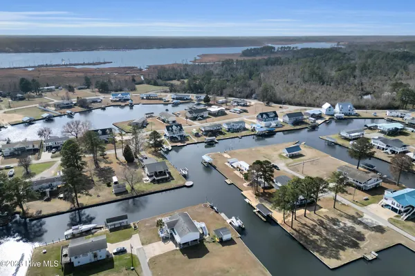 $340,000 | 211 D Drive, Chocowinity, NC 27817