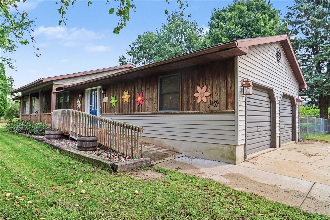 3696 Holland Road Stanton, MI 48888 - Photo 5 of 30 Gallery Image 5
