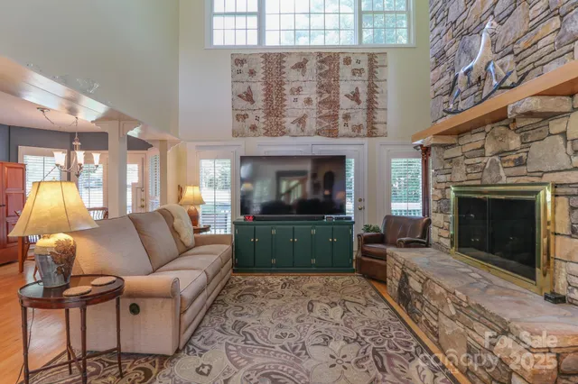 $679,000 | 51 Windy Acres Drive, Fairview, NC 28730