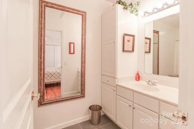 $679,000 | 51 Windy Acres Drive, Fairview, NC 28730