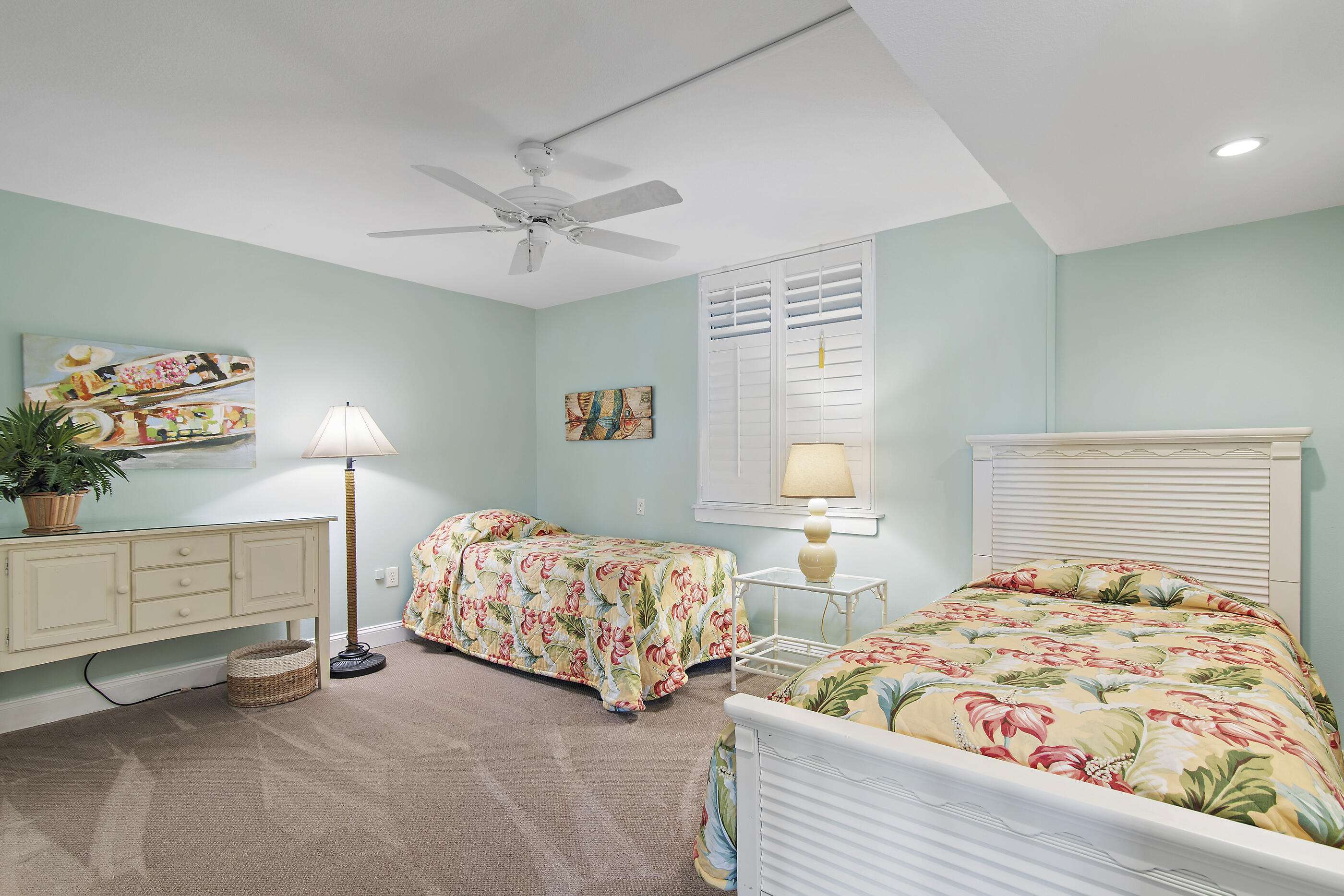 30 Moreno Point Road, Unit 205B Destin, FL 32541 - Photo 14 of 38 web_ 205B Dolphin Pnt_28