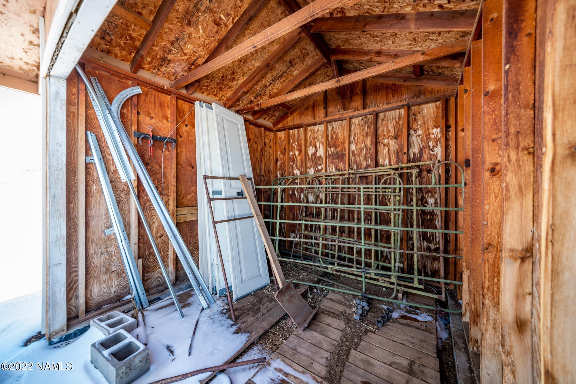 8320 Yakima Road Flagstaff, AZ 86004 - Photo 12 of 44 8320 Yakima, Flagstaff (38 of 46)