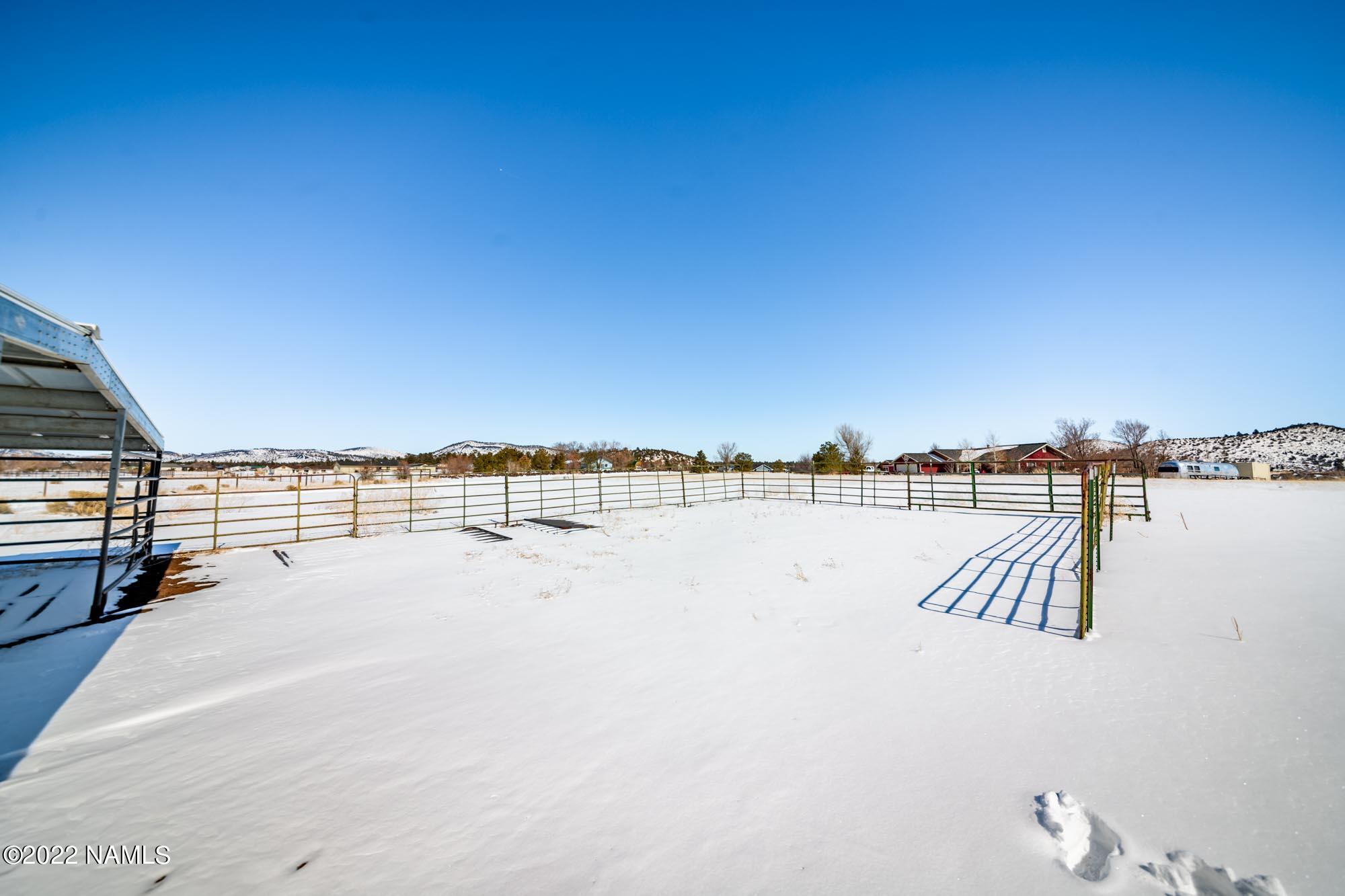 8320 Yakima Road Flagstaff, AZ 86004 - Photo 13 of 44 8320 Yakima, Flagstaff (39 of 46)