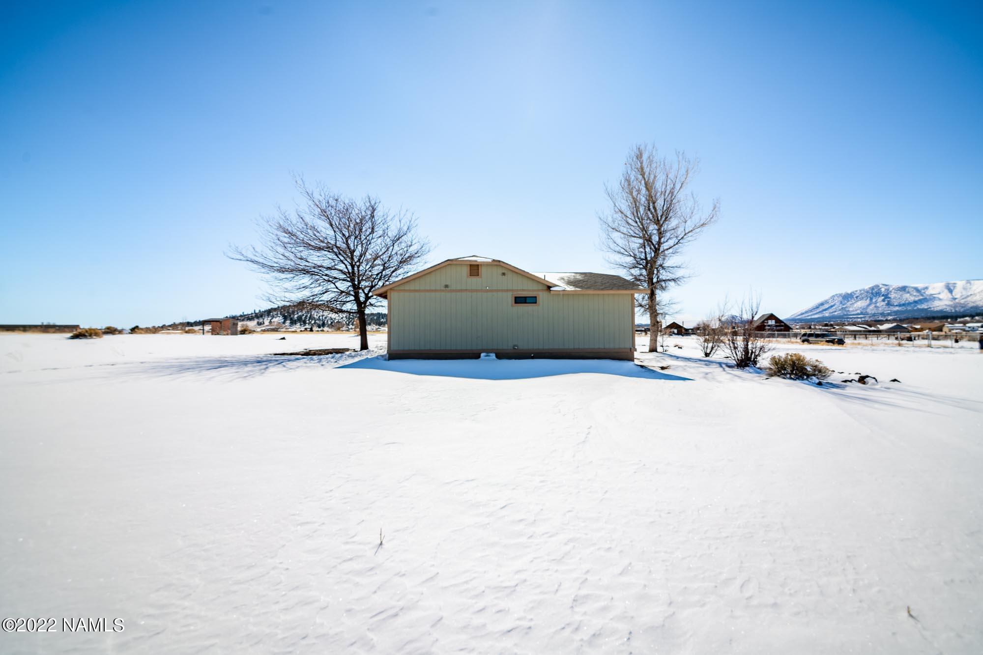 8320 Yakima Road Flagstaff, AZ 86004 - Photo 15 of 44 8320 Yakima, Flagstaff (43 of 46)