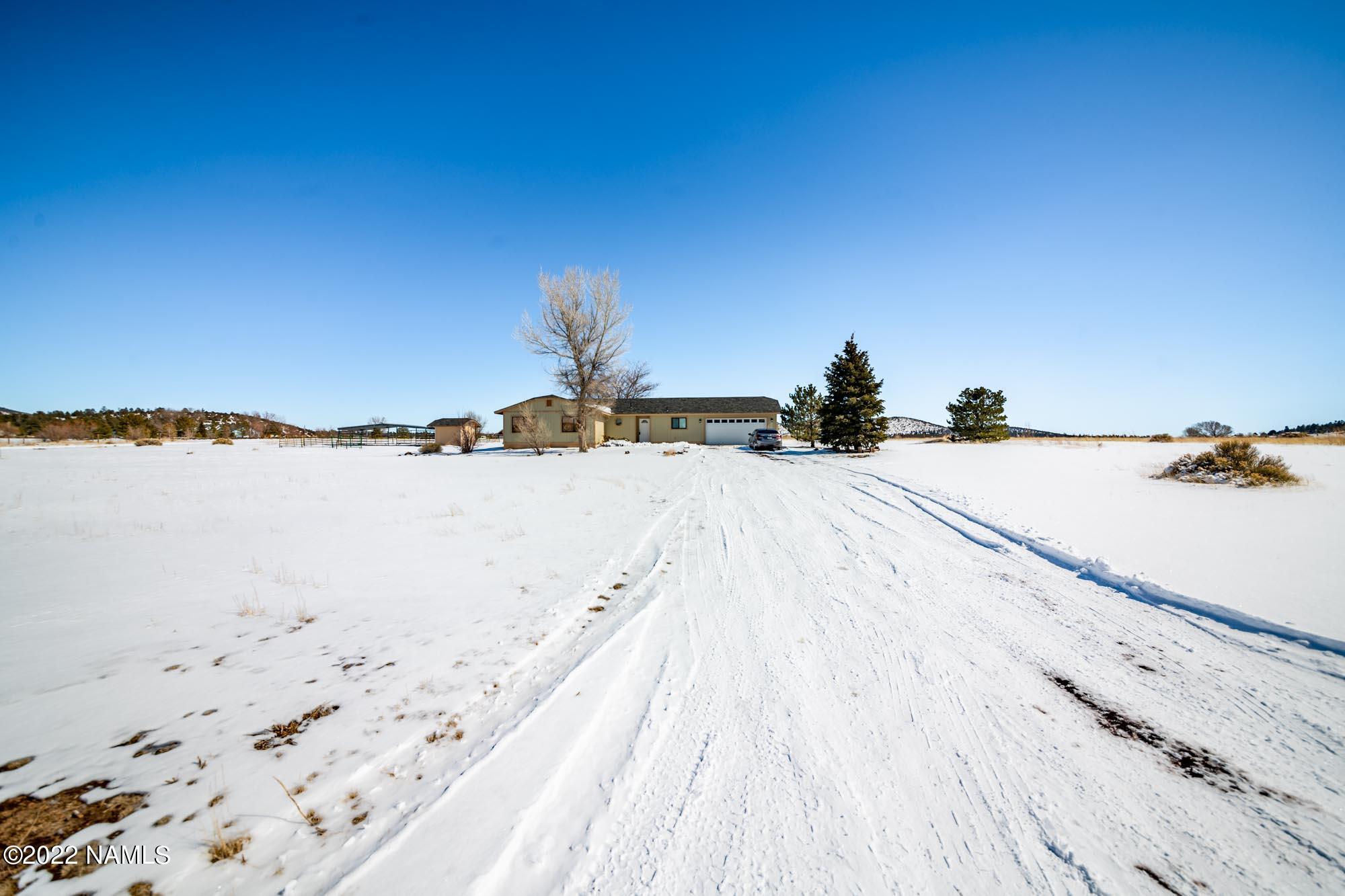 8320 Yakima Road Flagstaff, AZ 86004 - Photo 19 of 44 8320 Yakima, Flagstaff (25 of 46)