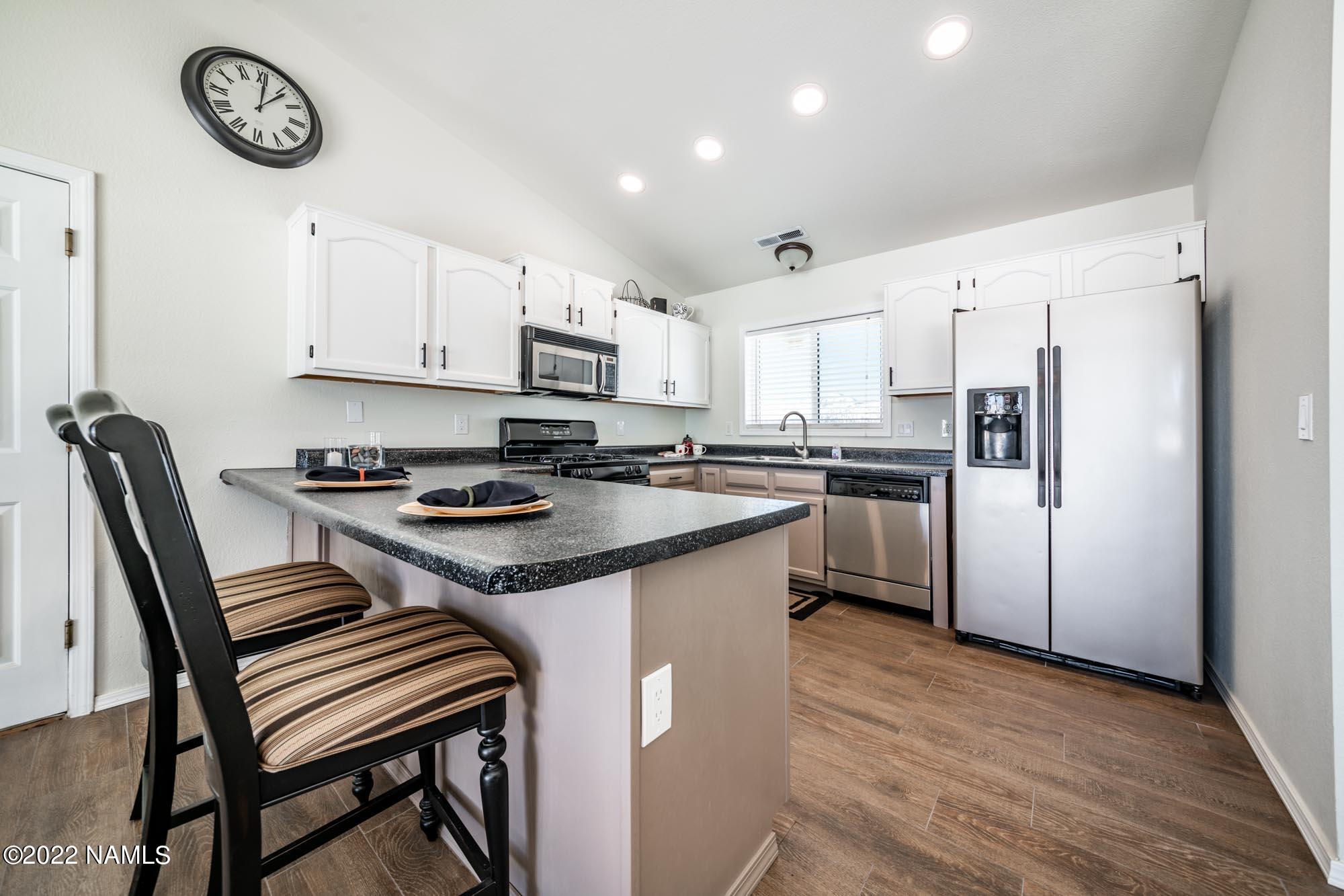 8320 Yakima Road Flagstaff, AZ 86004 - Photo 21 of 44 8320 Yakima, Flagstaff (1 of 46)
