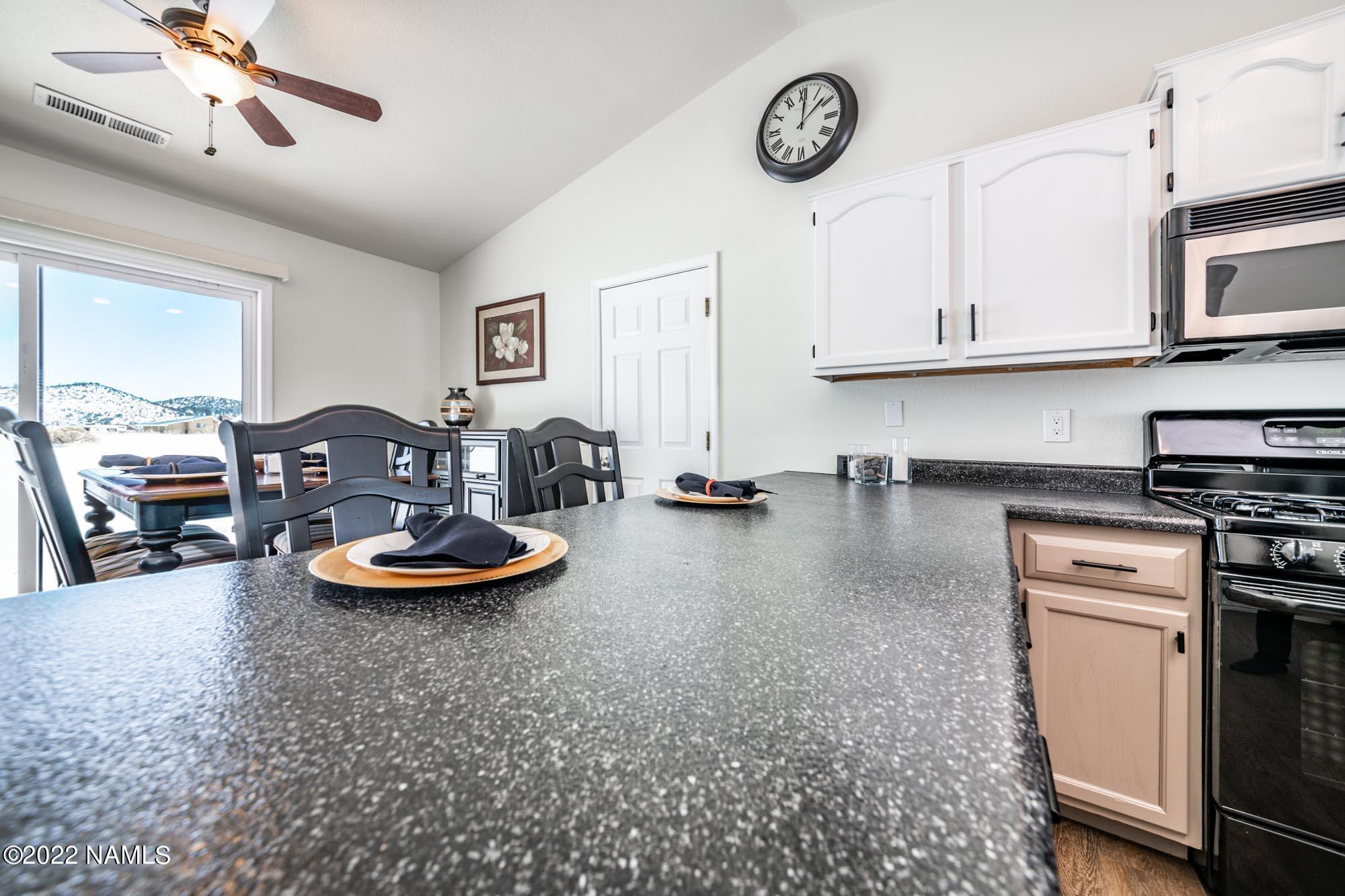 8320 Yakima Road Flagstaff, AZ 86004 - Photo 24 of 44 8320 Yakima, Flagstaff (4 of 46)