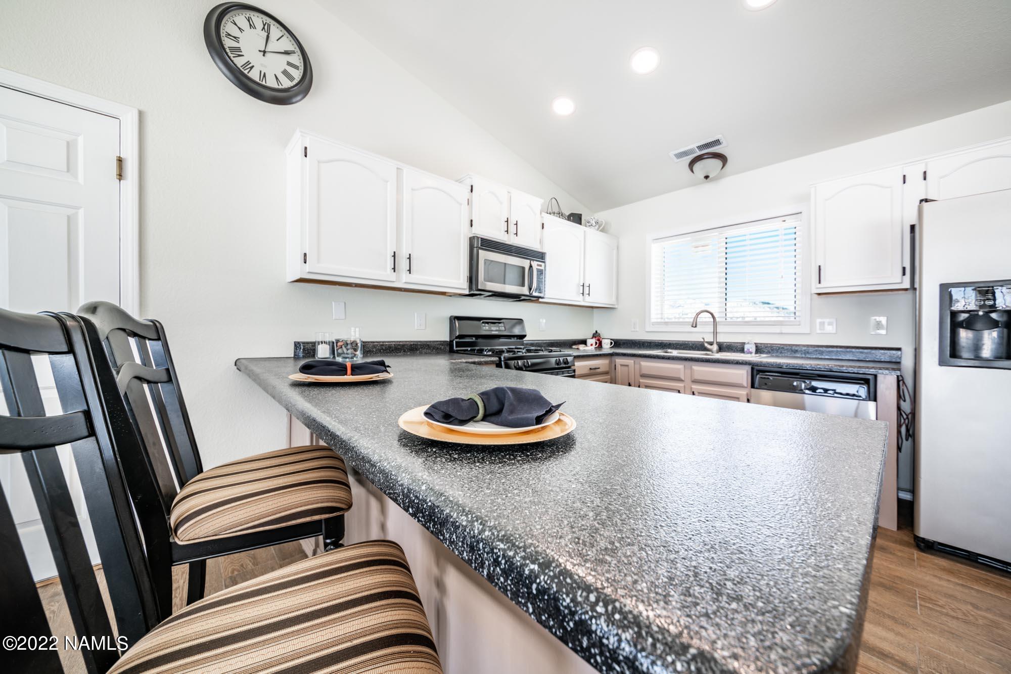 8320 Yakima Road Flagstaff, AZ 86004 - Photo 25 of 44 8320 Yakima, Flagstaff (5 of 46)