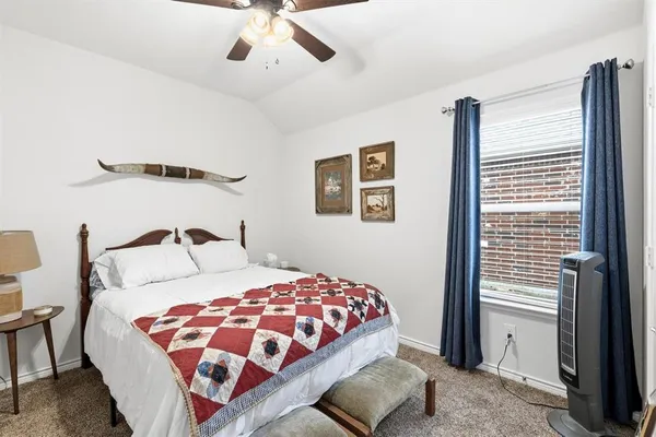 $350,000 | 208 Hitching Post Road, Red Oak, TX 75154
