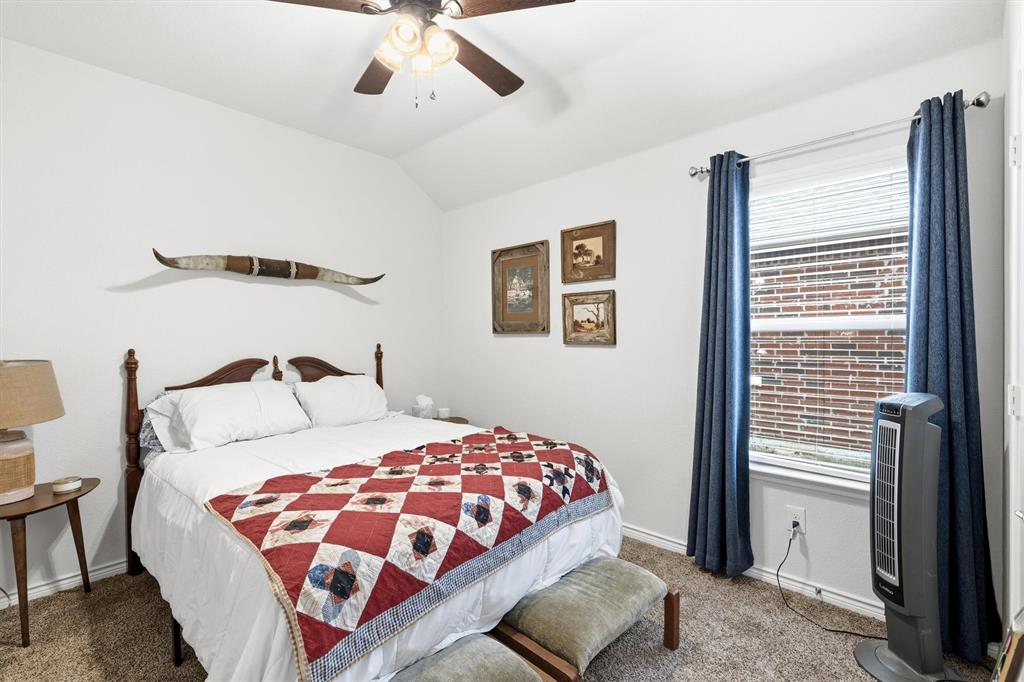 208 Hitching Post Road Red Oak, TX 75154 - Photo 13 of 20